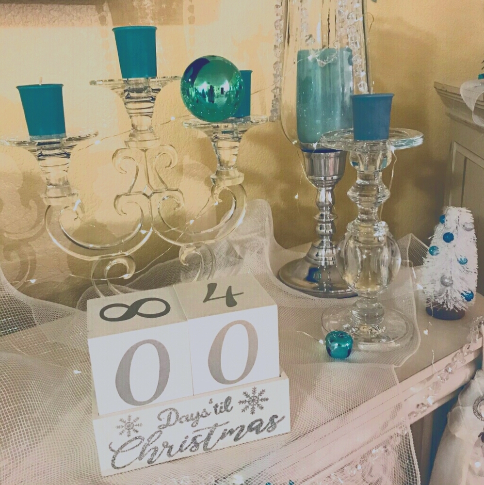 Merry Christmas & Happy Holidays